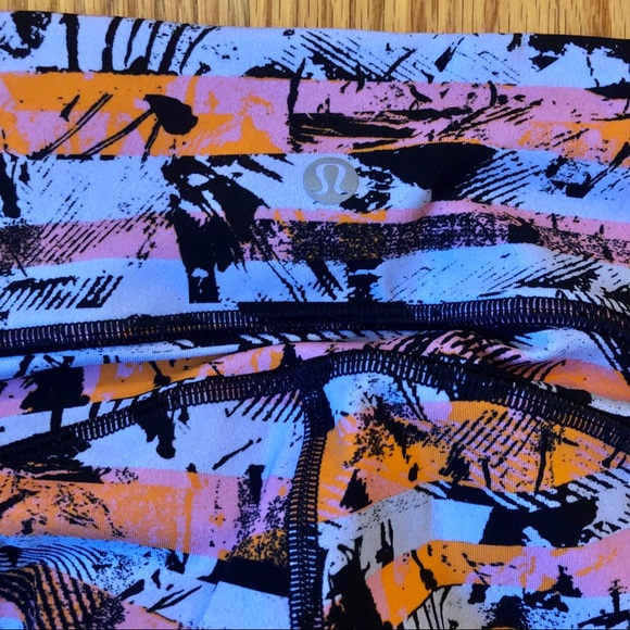 Lululemon sun runner crop leggings size 12 - Picture 7 of 7